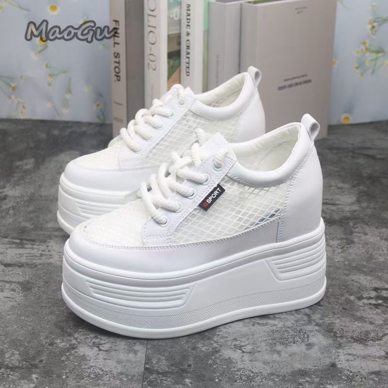 Wedge Espadrille Women - Damskie tenisówki z siateczki na platformie,