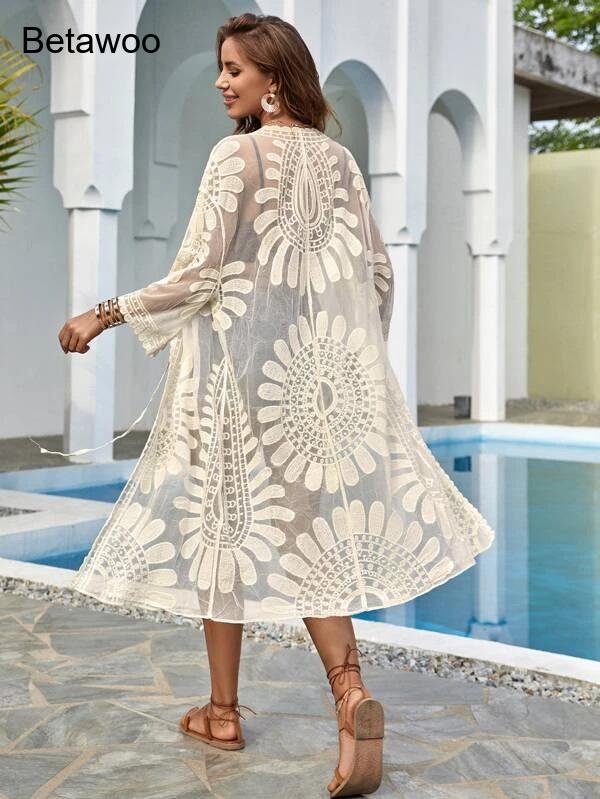 Damska biała ażurowa narzutka  – Kimono Sheer Floral recenzja i cena
