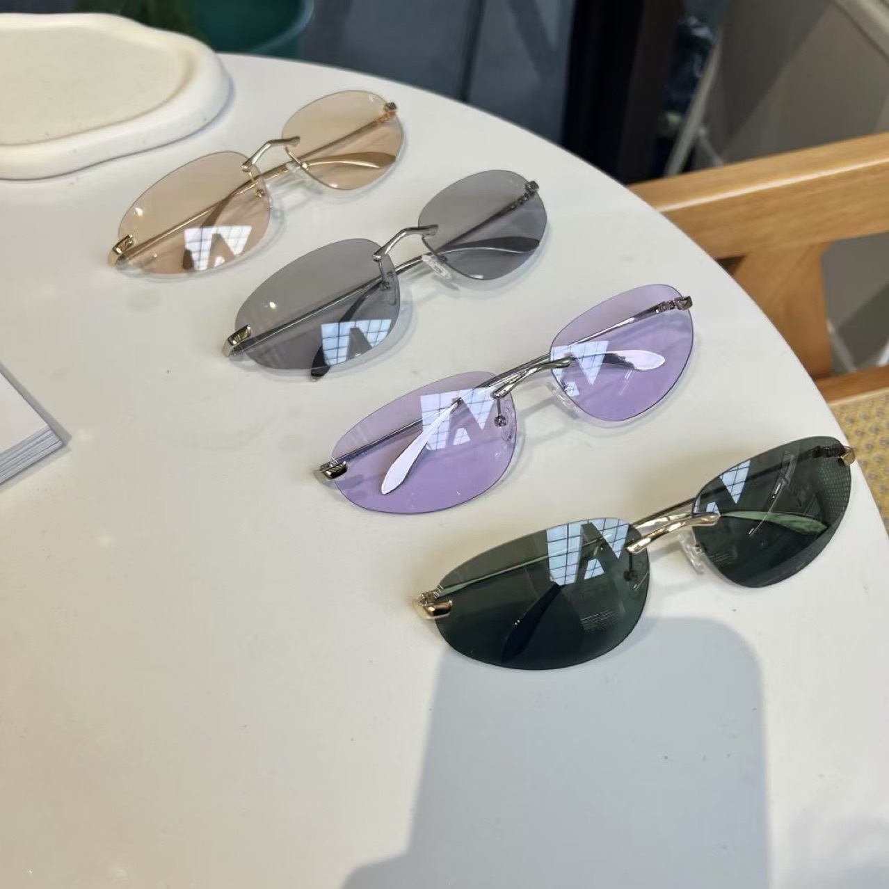Okulary przeciwsłoneczne bez o – Sunglasses Cat Eye recenzja i cena