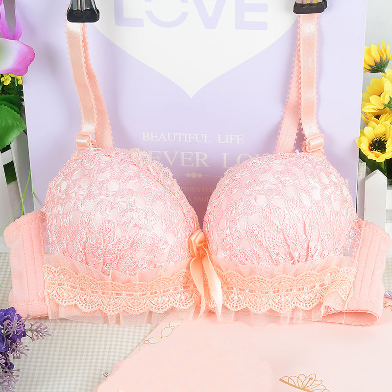 Dziewczyna Tani Biustonosz Sek – Bralette Triangle Set recenzja i cena